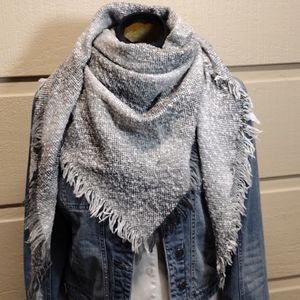 David and Young fringed triangle scarf